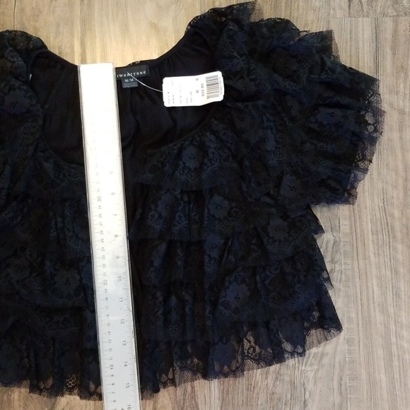 Black Lace Ruffled Cardigan - Picture 5 of 6